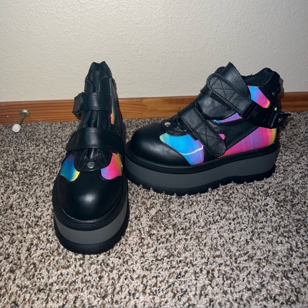 Demonia “slacker - 32” reflective shoes